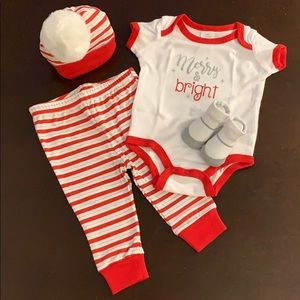 🎄Christmas Onesie Set, pom-beanie & Sparkle socks